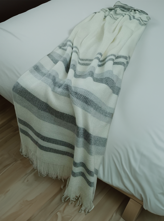 Alpaca Throw Blanket White and Gray with Lines & Fringes